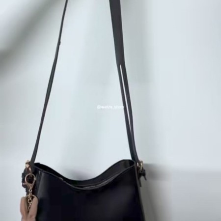 Premium quality alleged handbag